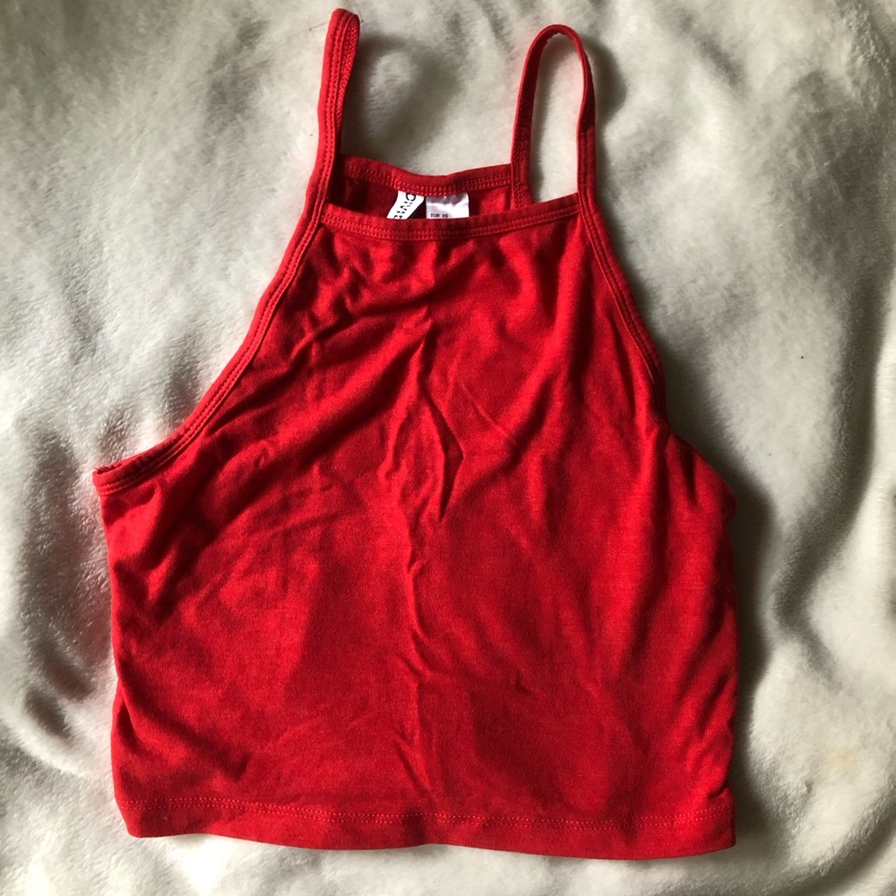 red racerback H&M crop top